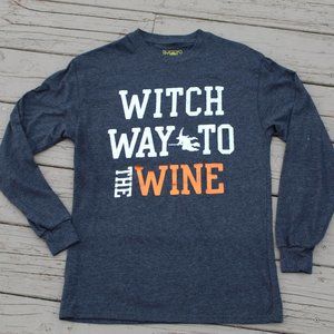ModErnLux Graphic LS TShirt “Which way to the WINE”Grey XS